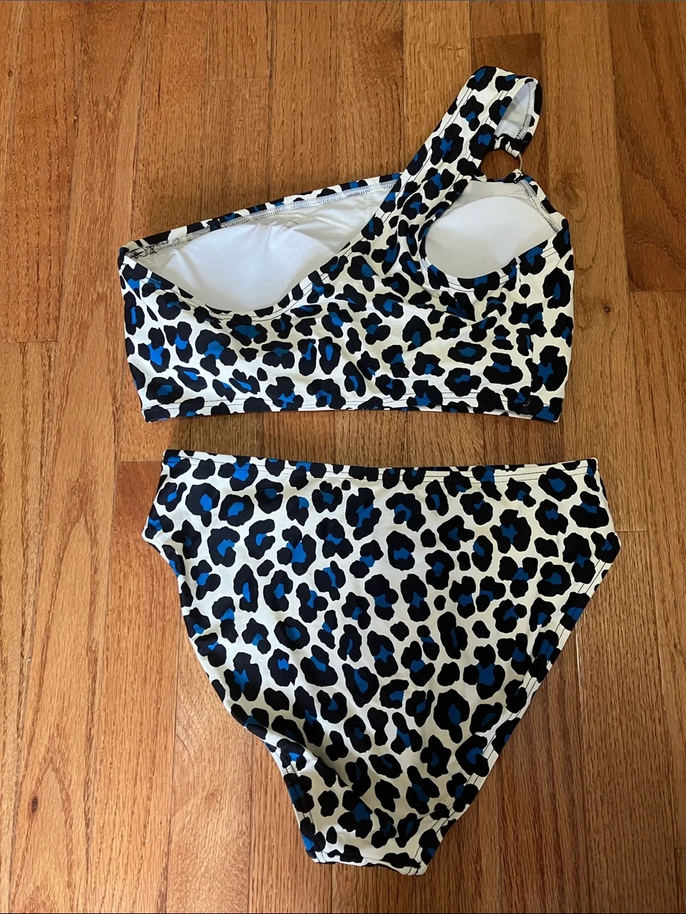 MICHAEL Michael Kors Cream Blue Leopard One Shoulder Bikini M